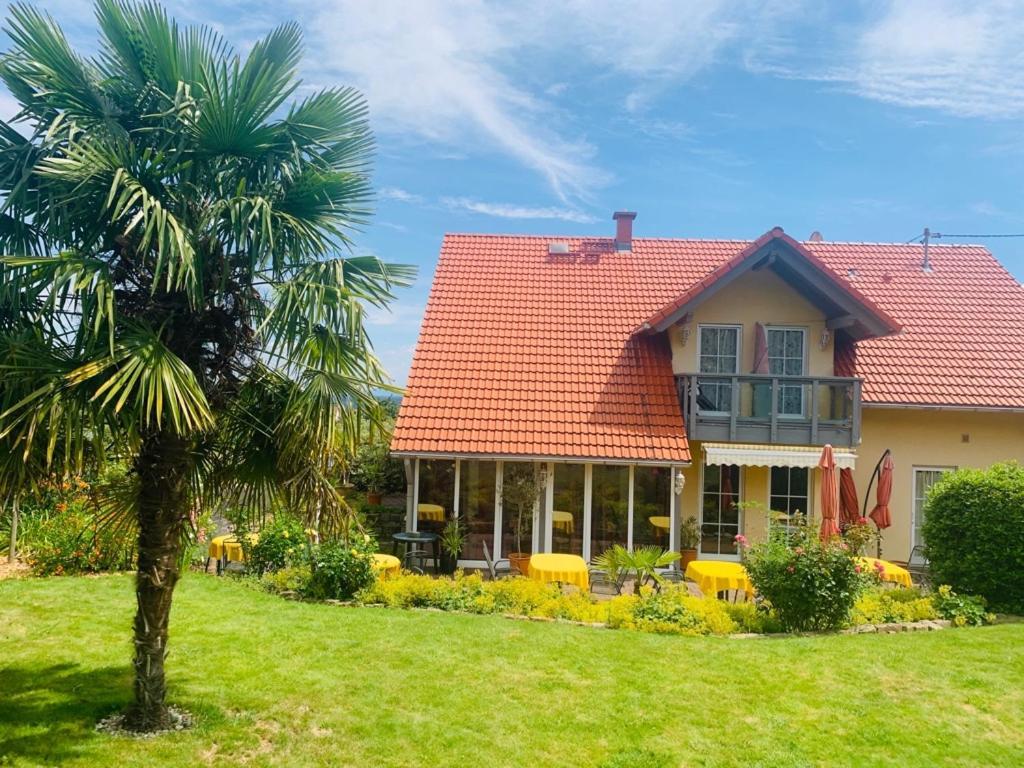Gaestehaus Helbighof Neustadt an der Weinstraße المظهر الخارجي الصورة
